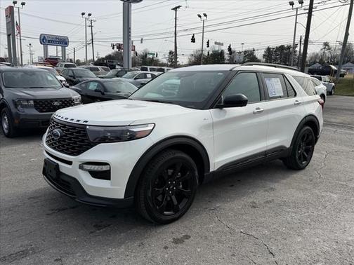 2023 Ford Explorer ST-Line