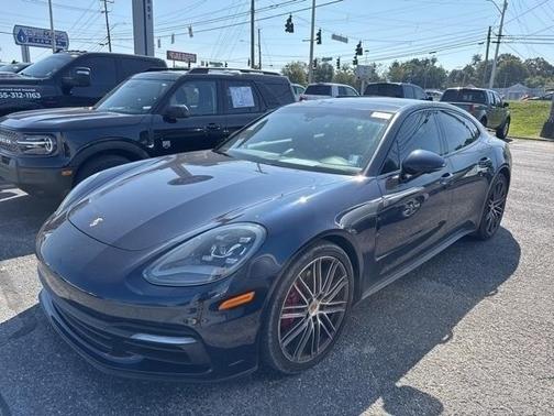 2017 Porsche Panamera 4S