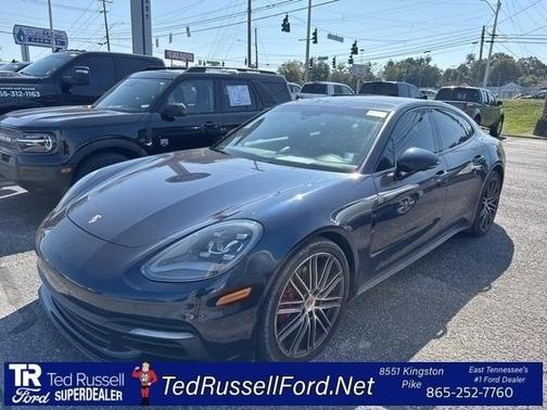 2017 Porsche Panamera 4S