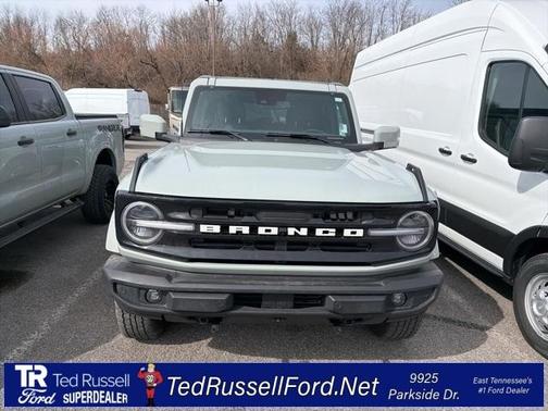 2024 Ford Bronco Outer Banks