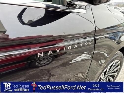 2025 Lincoln Navigator Black Label