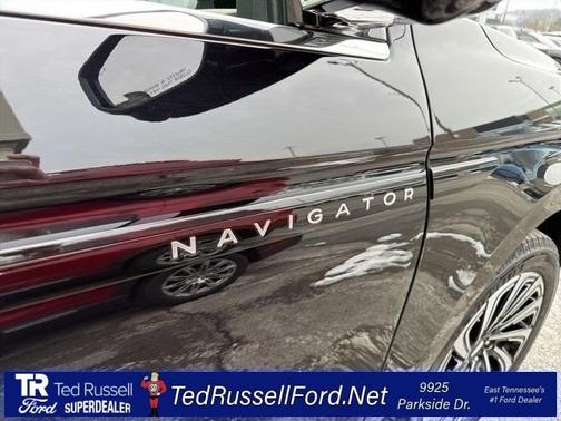 2025 Lincoln Navigator Black Label