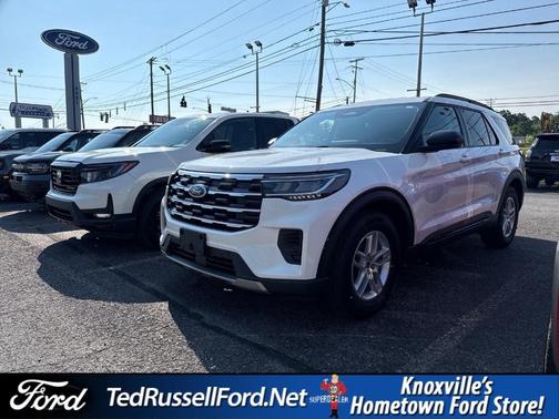 White Metallic 2026 Ford Explorer Active