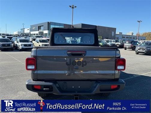 2024 Jeep Gladiator Sport