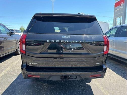 Black Metallic 2025 Ford Expedition Max Active