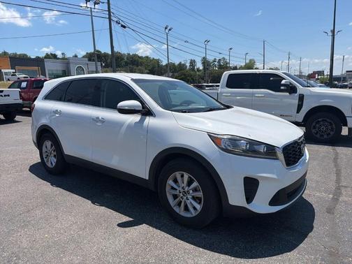 Snow White Pearl 2020 Kia Sorento LX