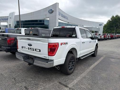 Oxford White 2022 Ford F-150 XLT