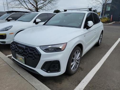2022 Audi Q5 e 55 S line Premium Plus