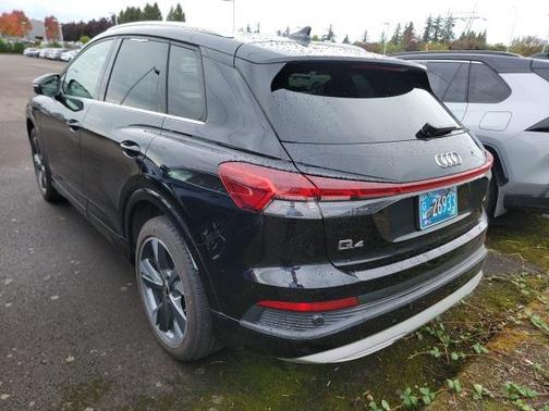 2022 Audi Q4 e-tron Prestige 50 quattro