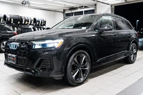 2026 Audi Q7 55 Premium Plus