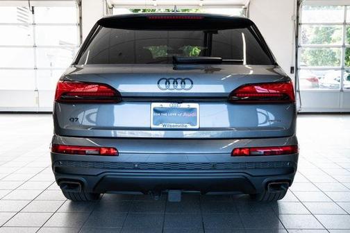 2025 Audi Q7 55 Prestige