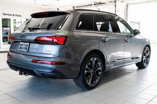 2025 Audi Q7 55 Prestige