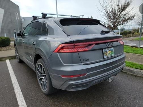 2023 Audi Q8 55 Premium Plus