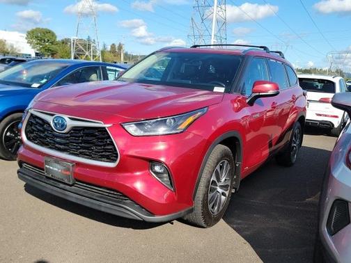 2021 Toyota Highlander Hybrid XLE
