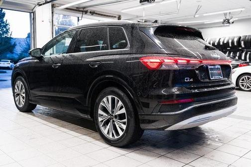 2023 Audi Q4 e-tron Premium Plus 40 RWD