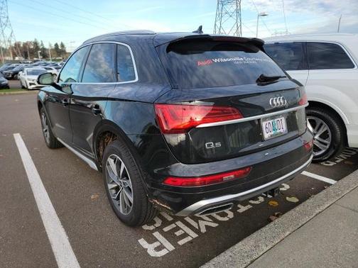 2023 Audi Q5 45 S line Premium Plus