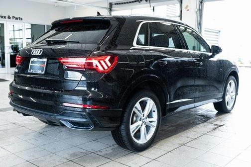 2019 Audi Q3 2.0T S line Premium Plus