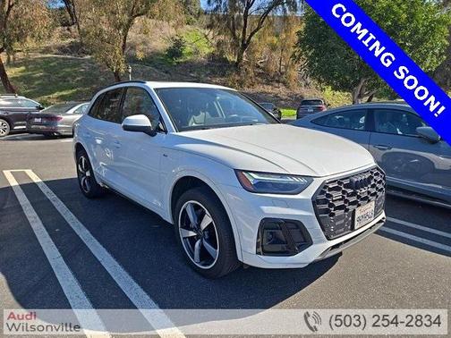 2023 Audi Q5 45 S line Prestige