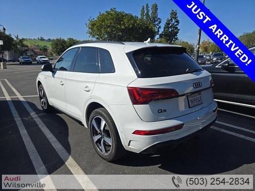 2023 Audi Q5 45 S line Prestige