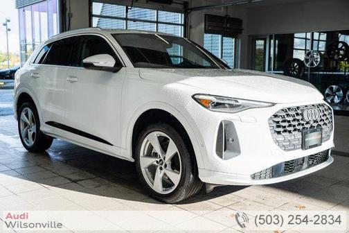 2025 Audi Q5 Premium Plus