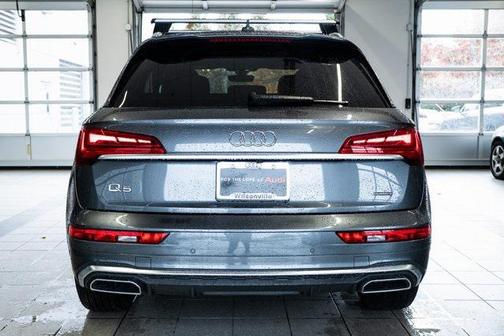 2022 Audi Q5 45 S line Premium Plus