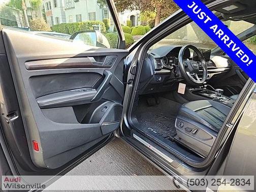 2022 Audi Q5 45 S line Premium Plus