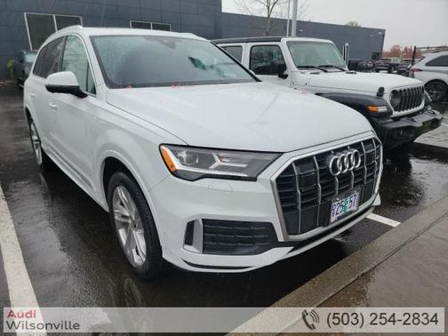 2023 Audi Q7 45 Premium