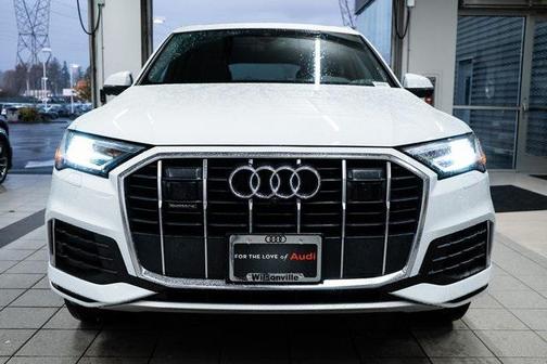 2023 Audi Q7 45 Premium