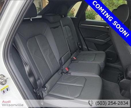 2022 Audi Q3 45 S line Premium