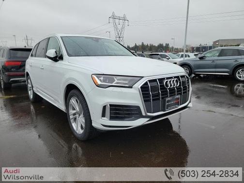 2023 Audi Q7 55 Premium Plus