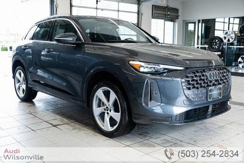 2025 Audi Q5 Premium Plus TFSI quattro S tronic