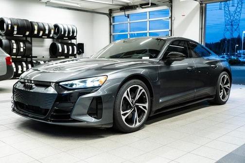 2023 Audi e-tron GT Prestige quattro