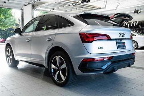 2023 Audi Q5 45 S line Premium Plus