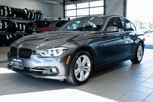 2018 BMW 330 xDrive