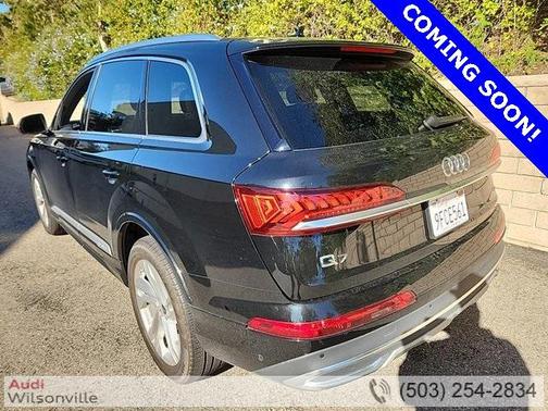 2023 Audi Q7 55 Premium Plus