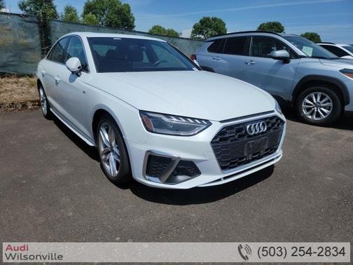 2022 Audi A4 45 S line Premium Plus