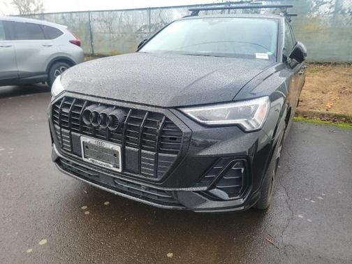 2023 Audi Q3 45 S line Premium Plus