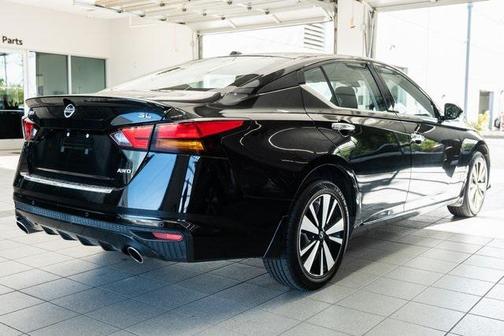 2022 Nissan Altima 2.5 SL