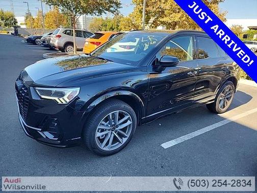 2023 Audi Q3 45 S line Premium Plus