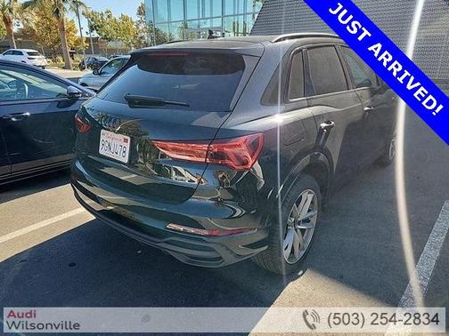 2023 Audi Q3 45 S line Premium Plus