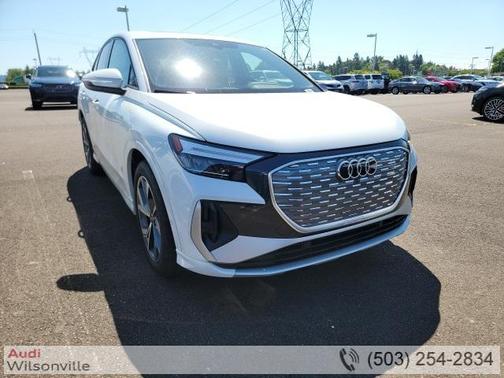 2024 Audi Q4 e-tron Sportback Premium Plus 55 quattro