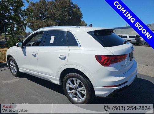 2023 Audi Q3 Premium 45 TFSI S line quattro Tiptronic