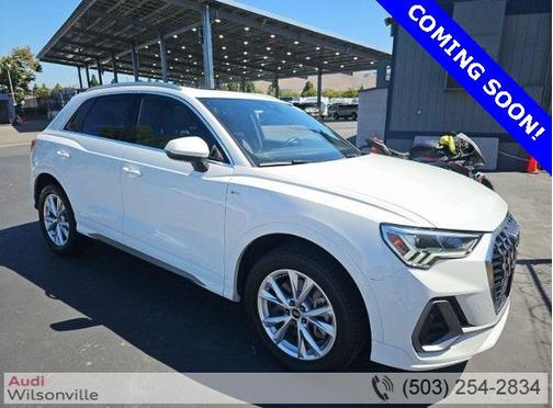 2023 Audi Q3 Premium 45 TFSI S line quattro Tiptronic