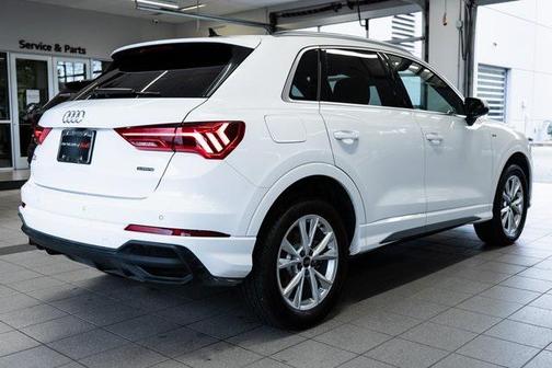 2023 Audi Q3 Premium 45 TFSI S line quattro Tiptronic