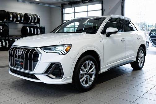 2023 Audi Q3 Premium 45 TFSI S line quattro Tiptronic
