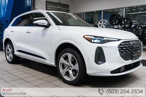 2025 Audi Q5 Premium Plus TFSI quattro S tronic