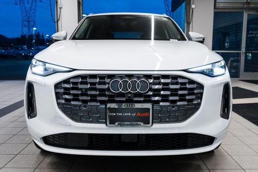 2025 Audi Q5 Premium Plus TFSI quattro S tronic