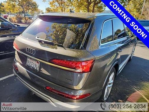 2025 Audi Q7 55 Premium Plus