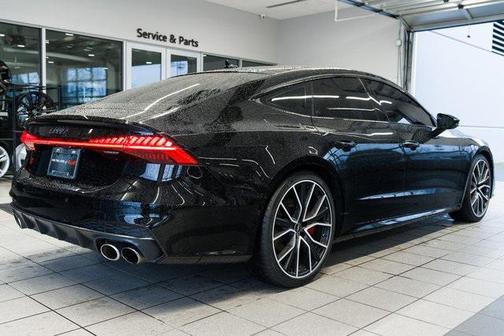 2022 Audi S7 Premium Plus TFSI quattro Tiptronic