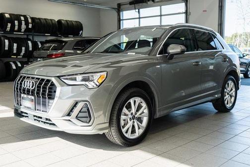 2023 Audi Q3 S line Premium